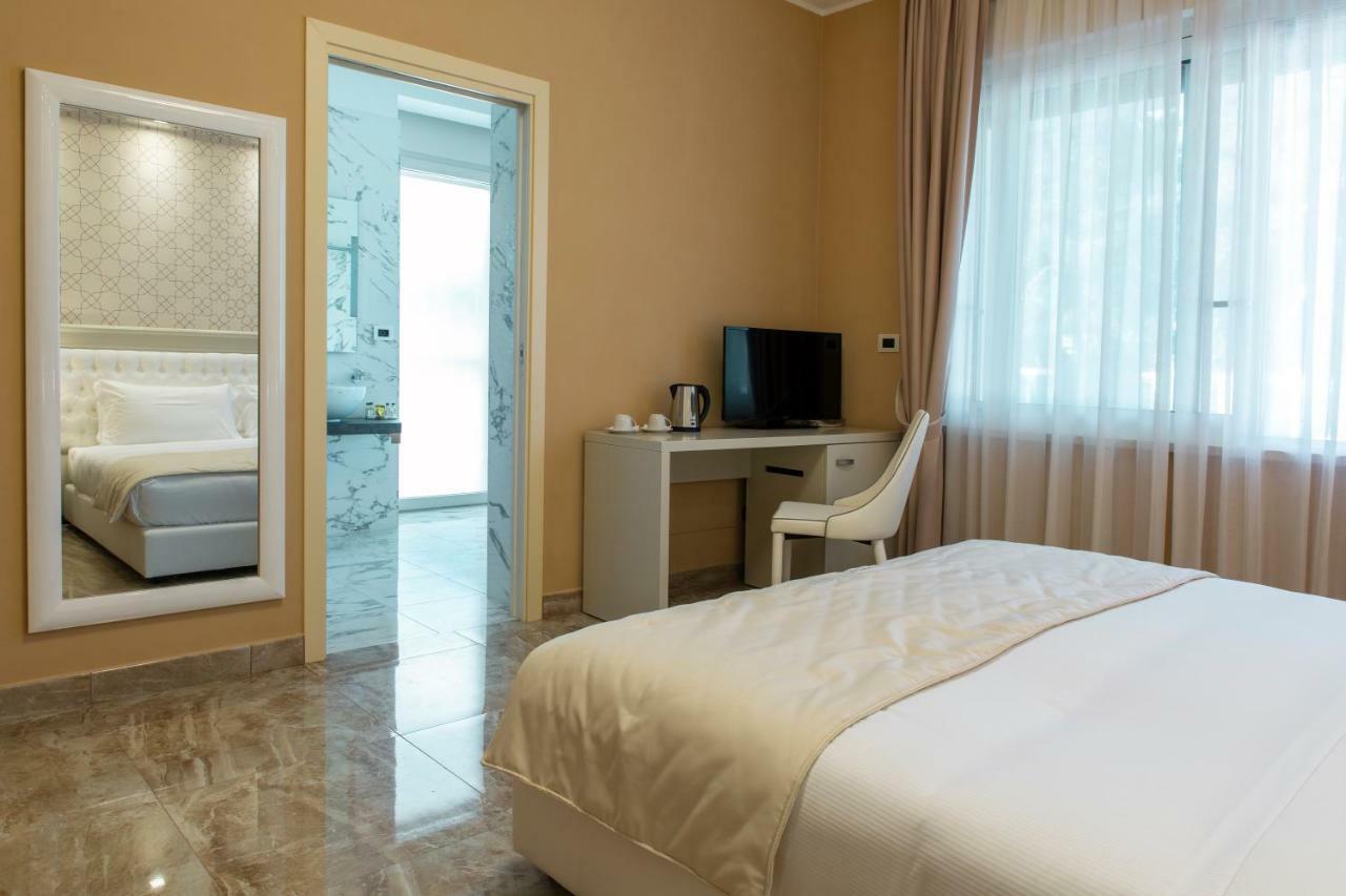 Aurum Suites Pescara Exterior photo